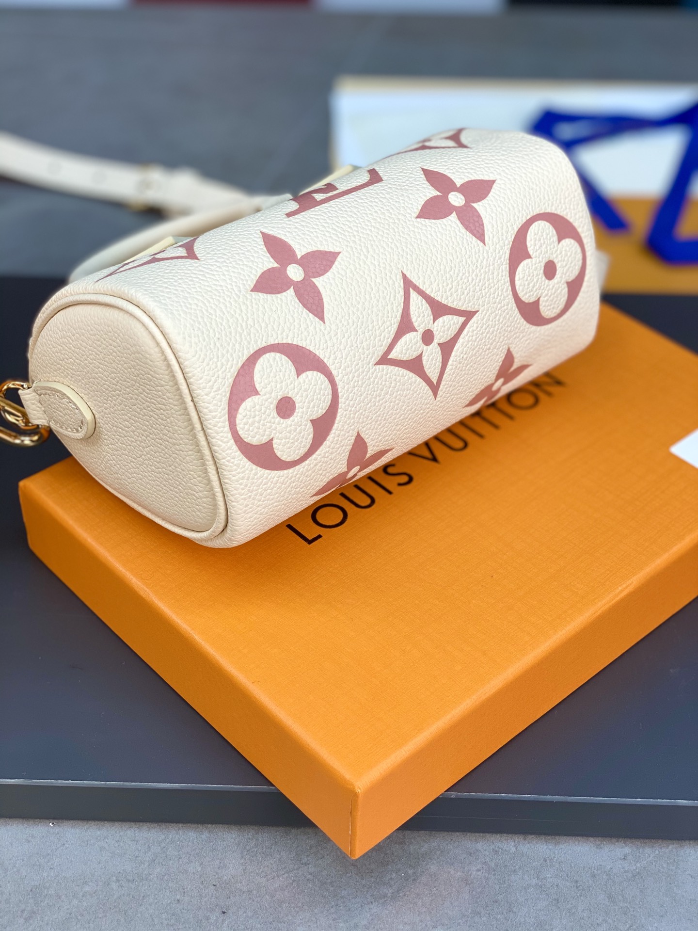 L0vis Vvtt0n Monogram Empreinte